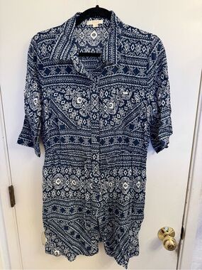 Tulle Navy and White Printed Button-Up Tunic
